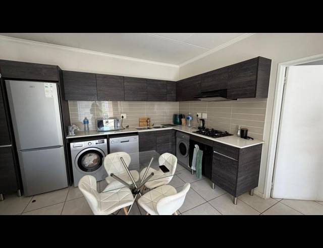 1 BEDROOM PROPERTY TO RENT IN PETERVALE
